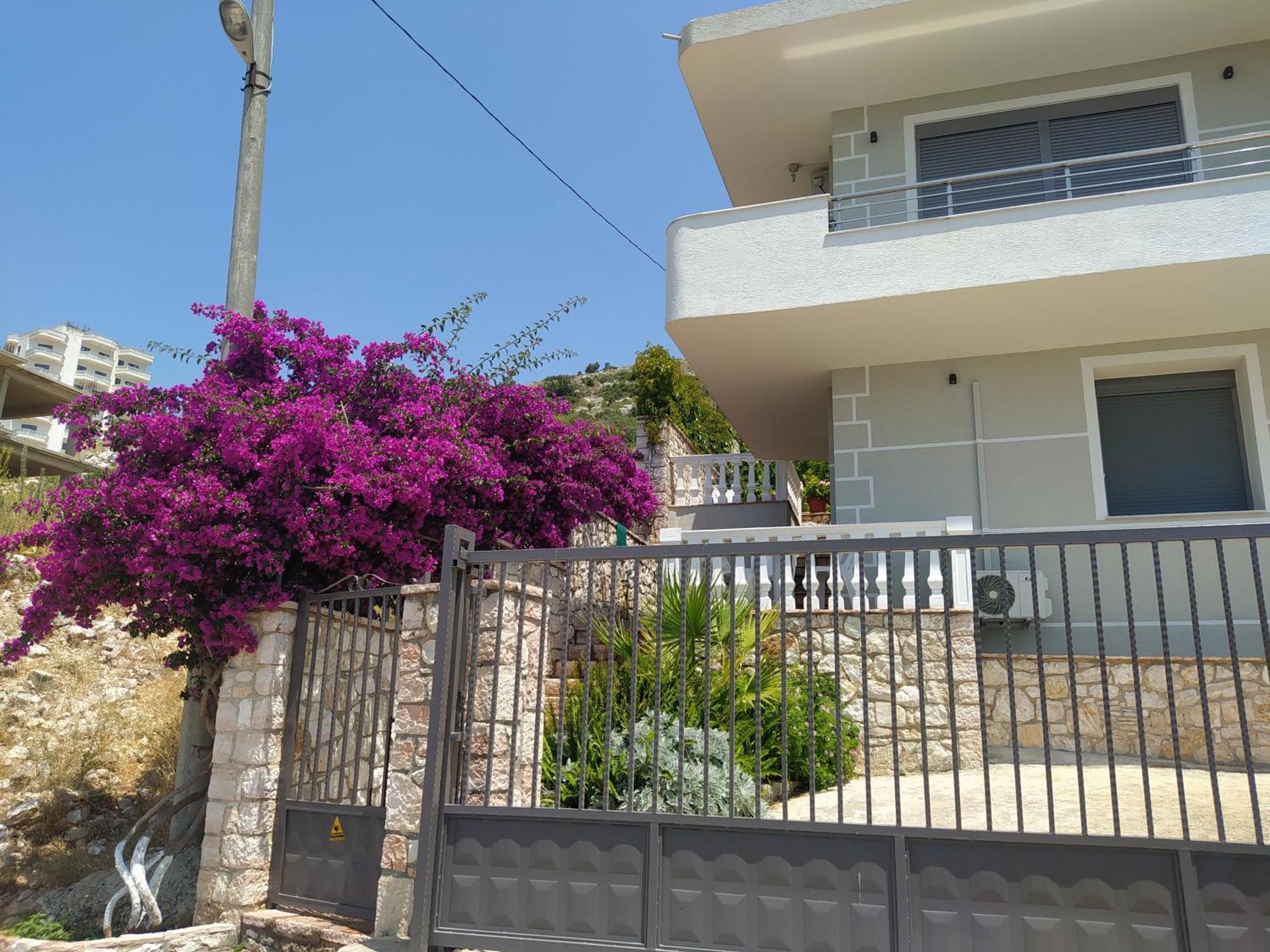 Villa Alimema Sarande Luaran gambar